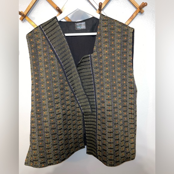 JUANITA GIRARDIN Wearable art textiles Vest - Picture 1 of 4